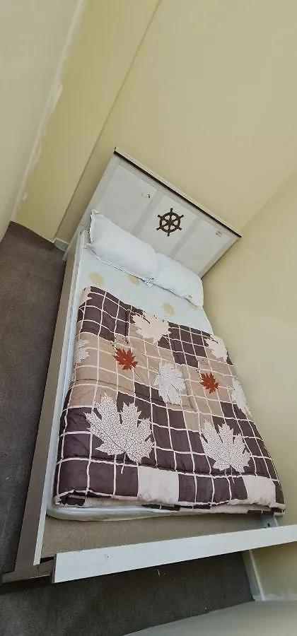 Dubai Hostel, Bedspace And Backpackers