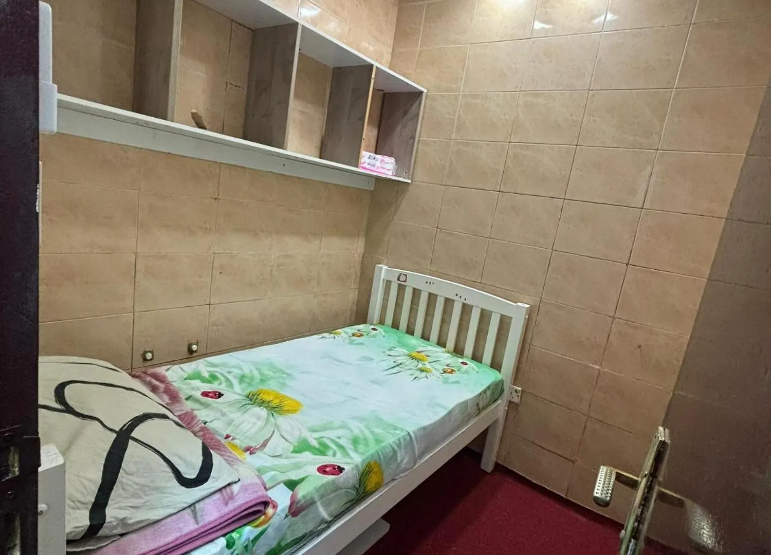 Dubai Hostel, Bedspace And Backpackers